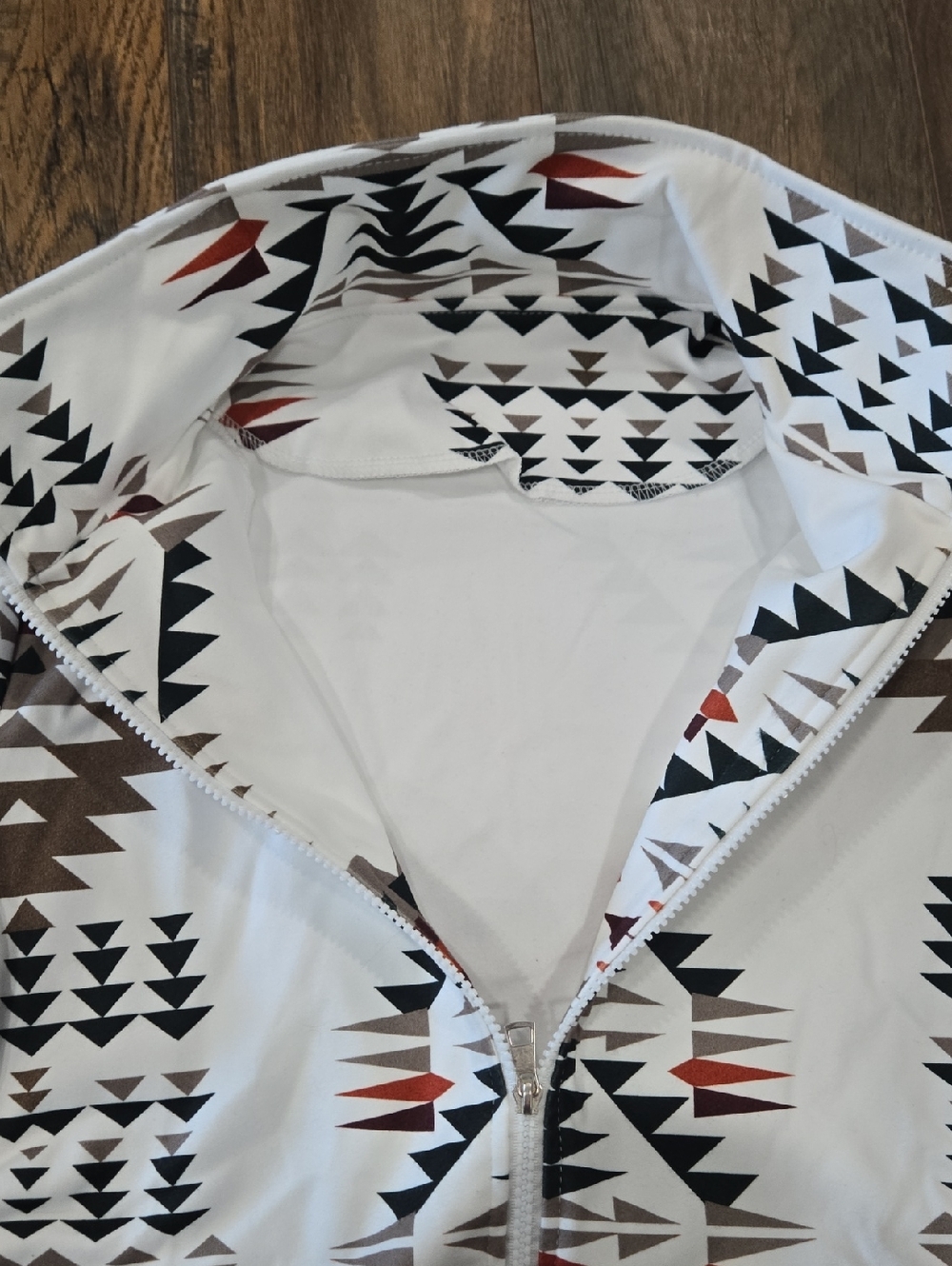 White Aztec Print Zip-Up Jacket - Picture 2 of 7